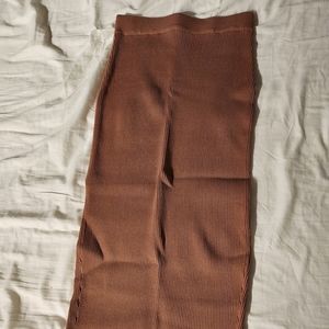 ⚠️ House of CB Back Slit Pencil Skirt